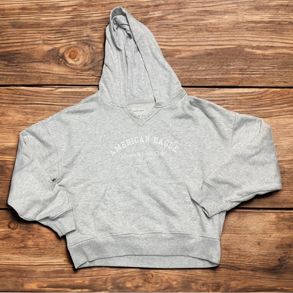 American Eagle‎ oversized hoodie.